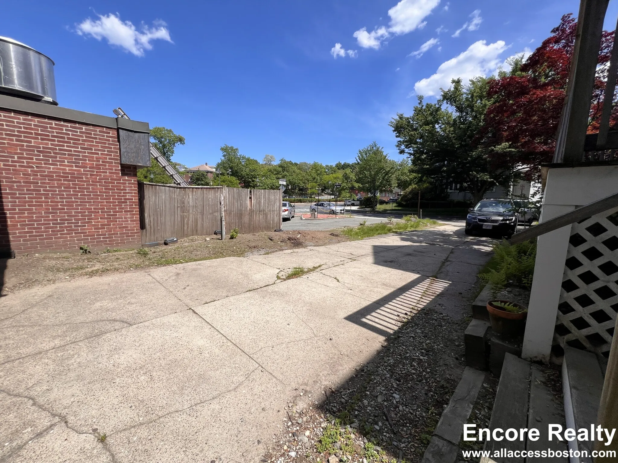 4.5 bed, 3.5 bath apartment for rent at 9 Kenwood St Unit 9-1, North Brookline — photo 40 of 41