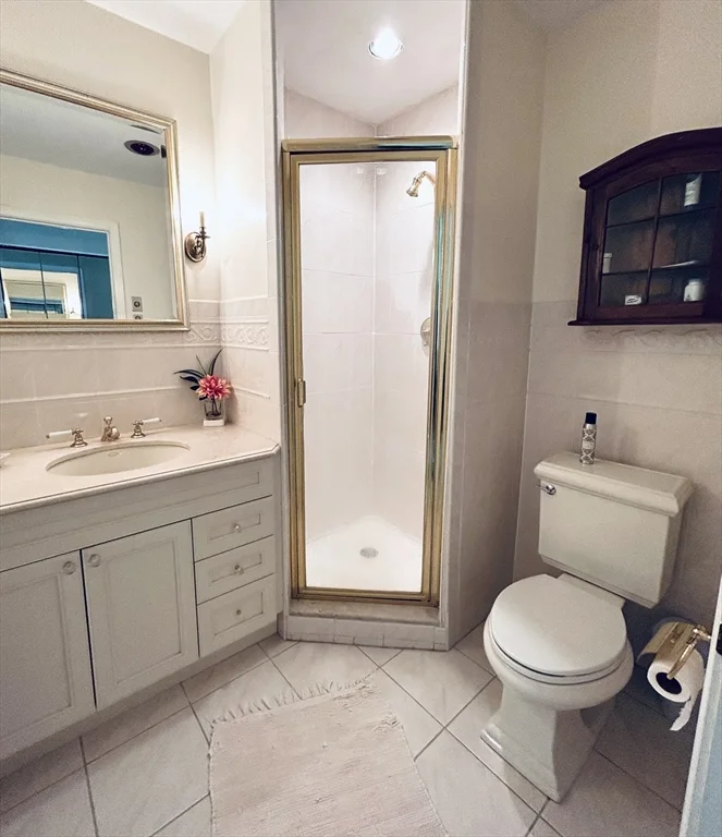 2 bed, 2 bath apartment for rent at 9 Ketch Ln Unit 9, Marina Bay — photo 18 of 42
