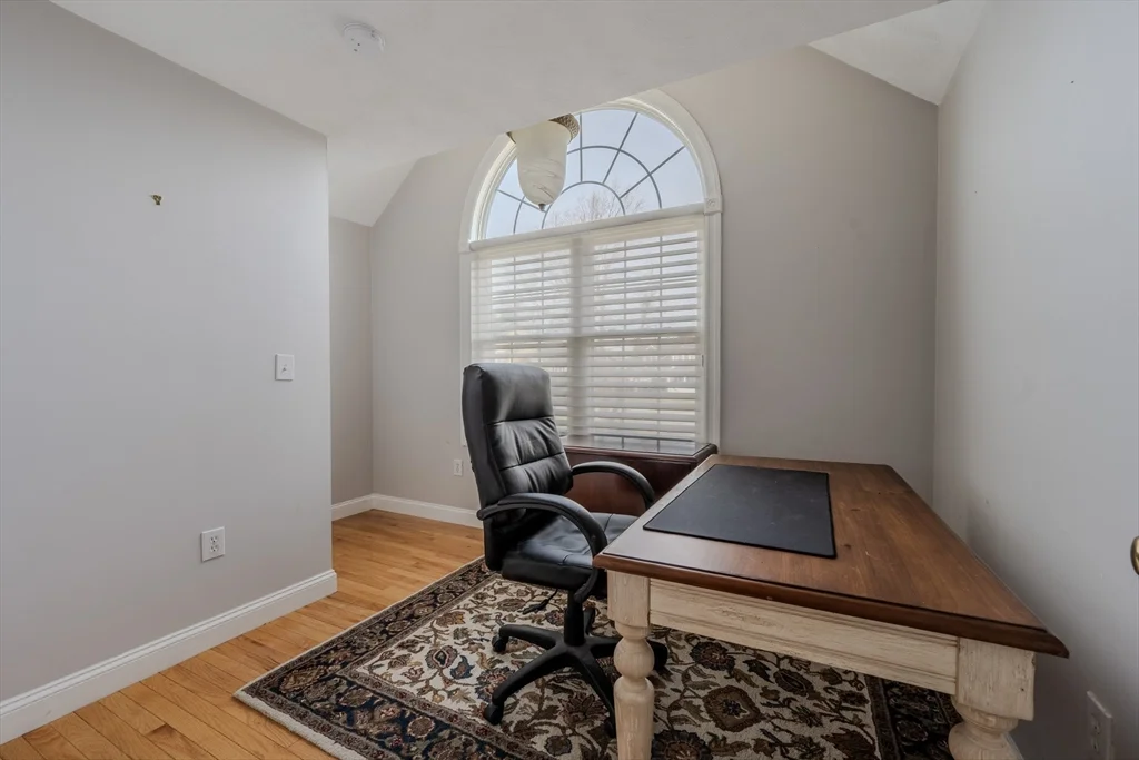 4 bed, 2 bath apartment for rent at 9 Kettle Way, Dracut — photo 12 of 19