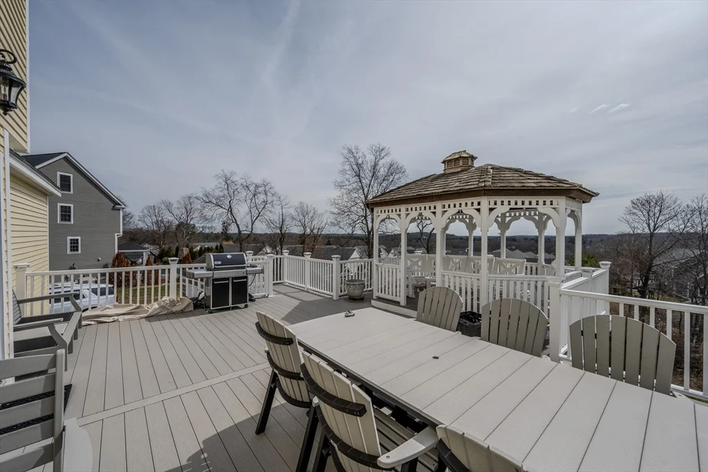 4 bed, 2 bath apartment for rent at 9 Kettle Way, Dracut — photo 19 of 19