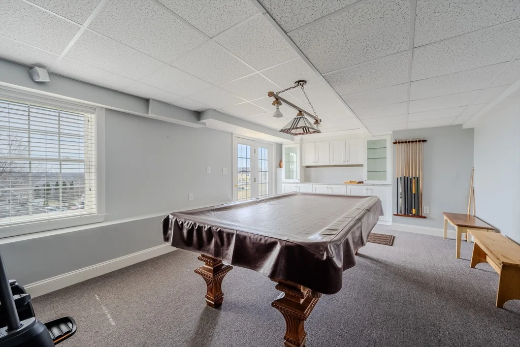 4 bed, 2 bath apartment for rent at 9 Kettle Way, Dracut — photo 9 of 19