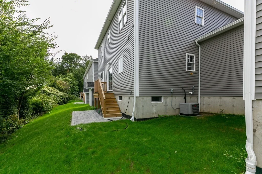 4 bed, 3 bath apartment for rent at 9 Kiara Dr Unit 9, Worcester — photo 28 of 32