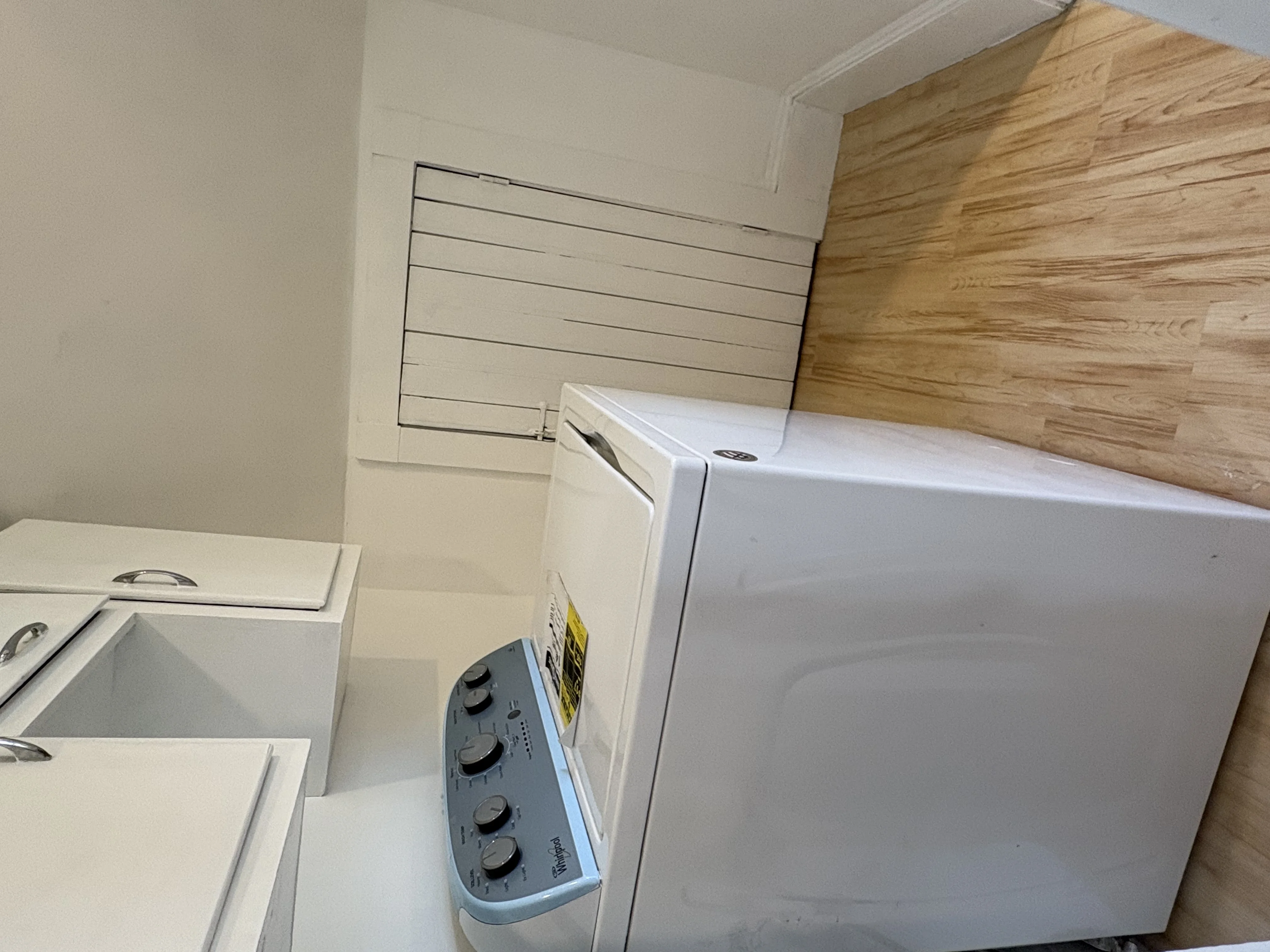 1 bed, 1 bath apartment for rent at 9 Knapp St Unit 3, Ward Two — photo 13 of 15
