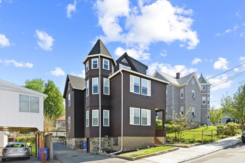 2 bed, 2 bath apartment for rent at 9 Knollin St Unit 1, Malden — photo 18 of 21