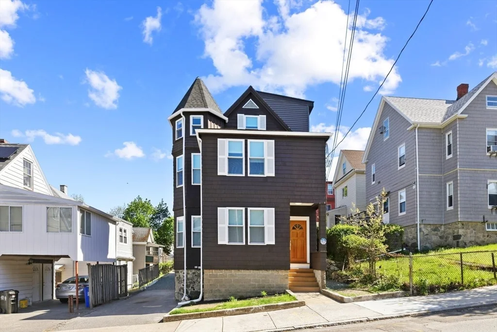 2 bed, 2 bath apartment for rent at 9 Knollin St Unit 1, Malden — photo 17 of 21