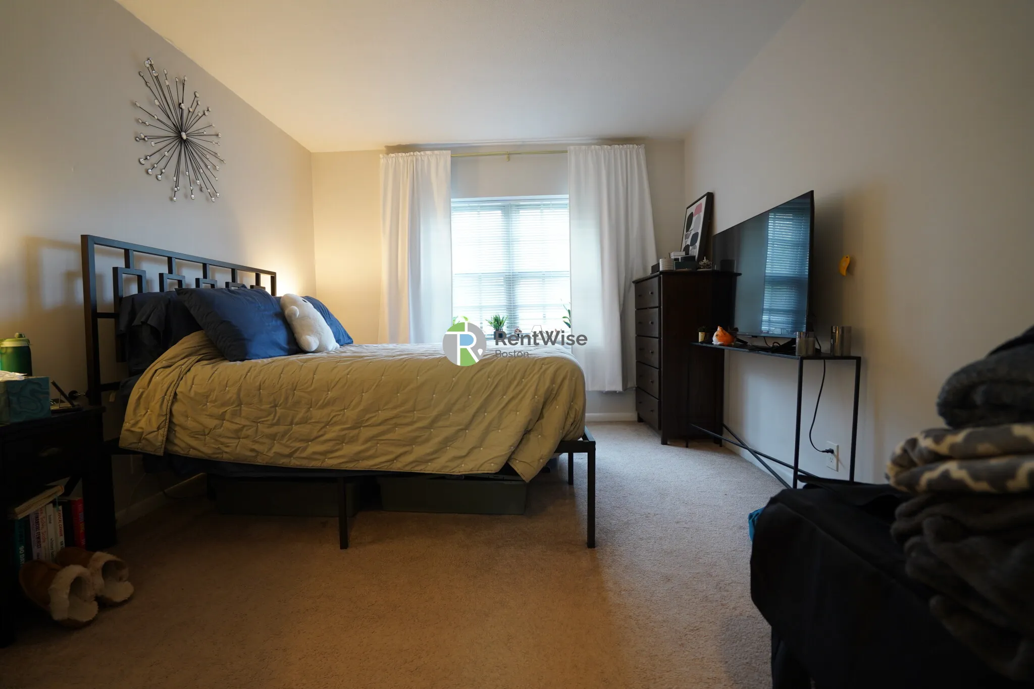 2 bed, 1 bath apartment for rent at 9 Lake St Unit 1, Brighton — photo 16 of 19