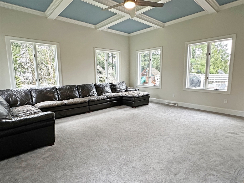6 bed, 4+ bath apartment for rent at 9 Lantern Rd, Belmont — photo 17 of 40