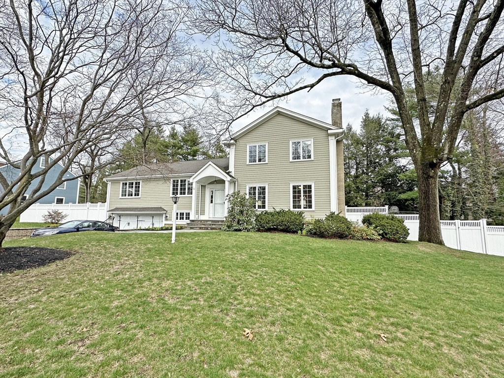 6 bed, 4+ bath apartment for rent at 9 Lantern Rd, Belmont — photo 1 of 40