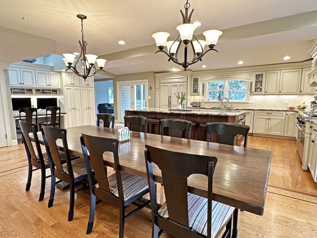 6 bed, 4+ bath apartment for rent at 9 Lantern Rd, Belmont — photo 10 of 40