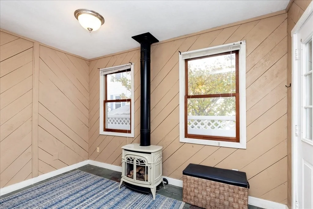 5 bed, 2 bath apartment for rent at 9 Lapham St Unit 9, Medford — photo 16 of 31