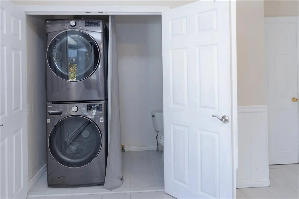 5 bed, 2 bath apartment for rent at 9 Lapham St Unit 9, Medford — photo 11 of 31