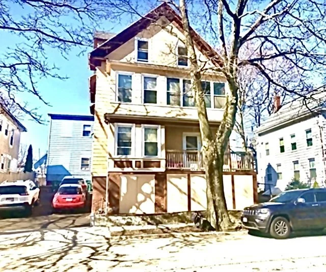 2 bed, 1 bath apartment for rent at 9 Laurel Unit 1, Lynn