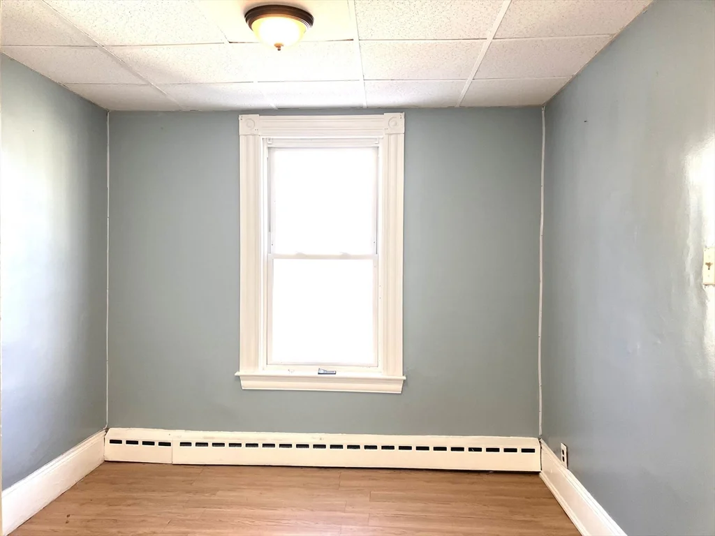 2 bed, 1 bath apartment for rent at 9 Laurel Unit 1, Lynn — photo 11 of 12