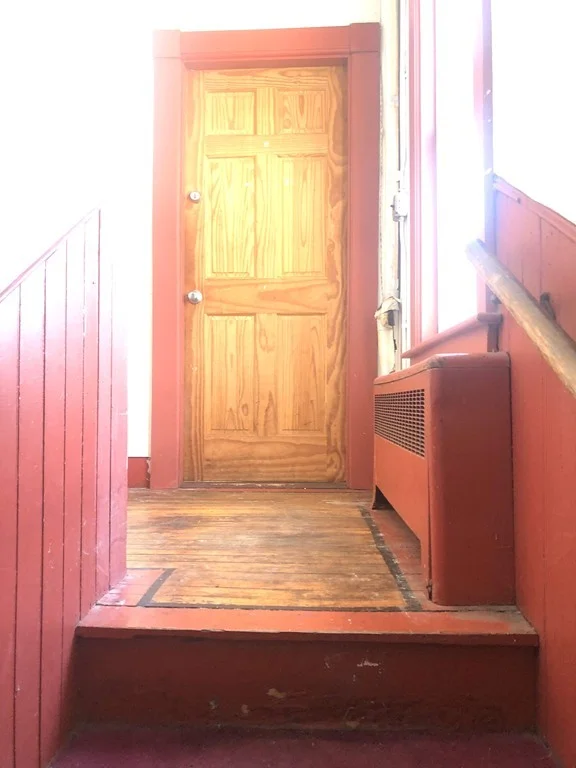 2 bed, 1 bath apartment for rent at 9 Laurel Unit 2, Lynn — photo 3 of 11