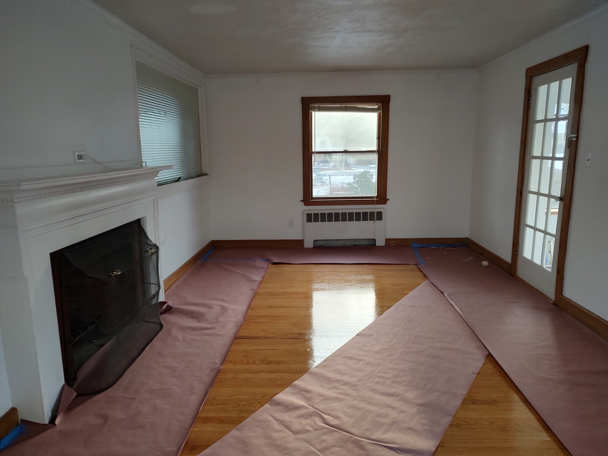 3 bed, 2 bath apartment for rent at 9 Lawn Ave, Newtonville