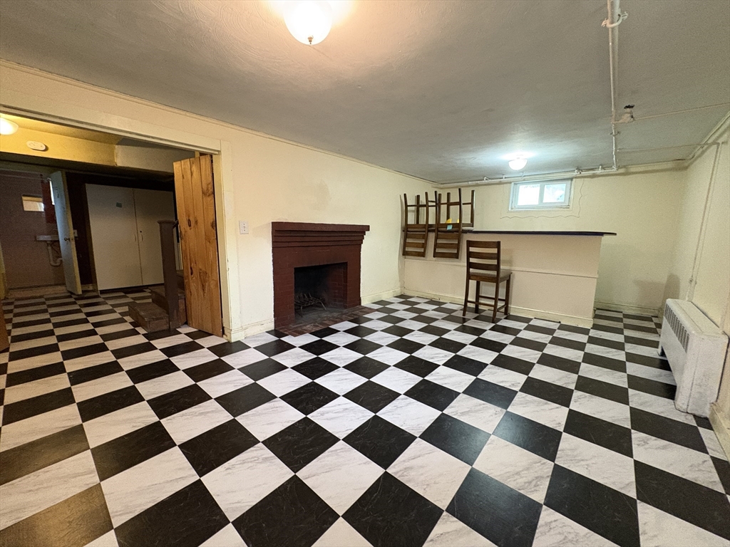 3 bed, 2 bath apartment for rent at 9 Lawn St Unit N/A, Newton — photo 20 of 23