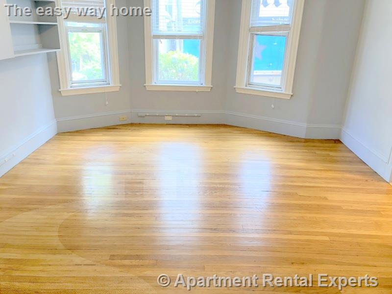 2 bed, 1 bath apartment for rent at 9 Linden Cir Unit 1, Porter Square — photo 2 of 8