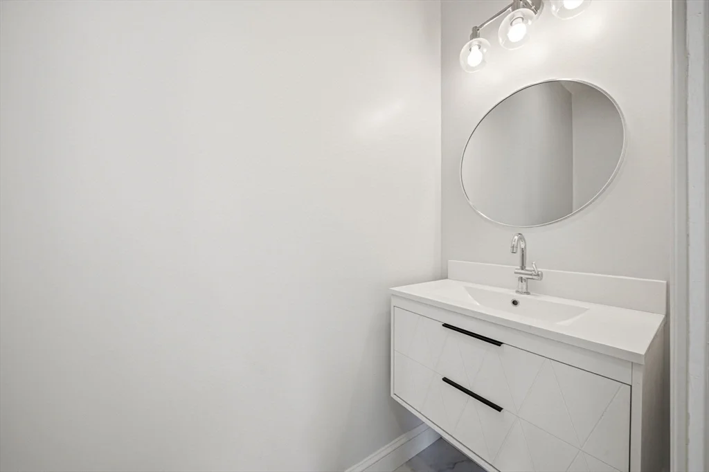 5 bed, 4+ bath apartment for rent at 9 Logan Ave Unit 9, Medford — photo 12 of 37