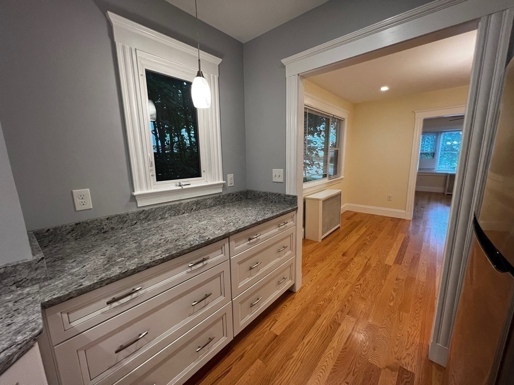 2 bed, 1 bath apartment for rent at 9 Loring St Unit 9, Belmont — photo 7 of 24