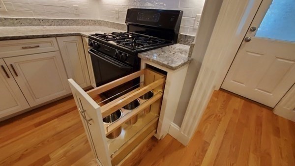 2 bed, 1 bath apartment for rent at 9 Loring St Unit 9, Belmont — photo 6 of 24