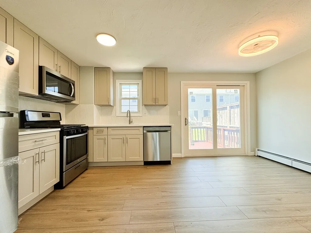 2 bed, 1 bath apartment for rent at 9 Lydon Ln Unit C2-9, Halifax — photo 3 of 16