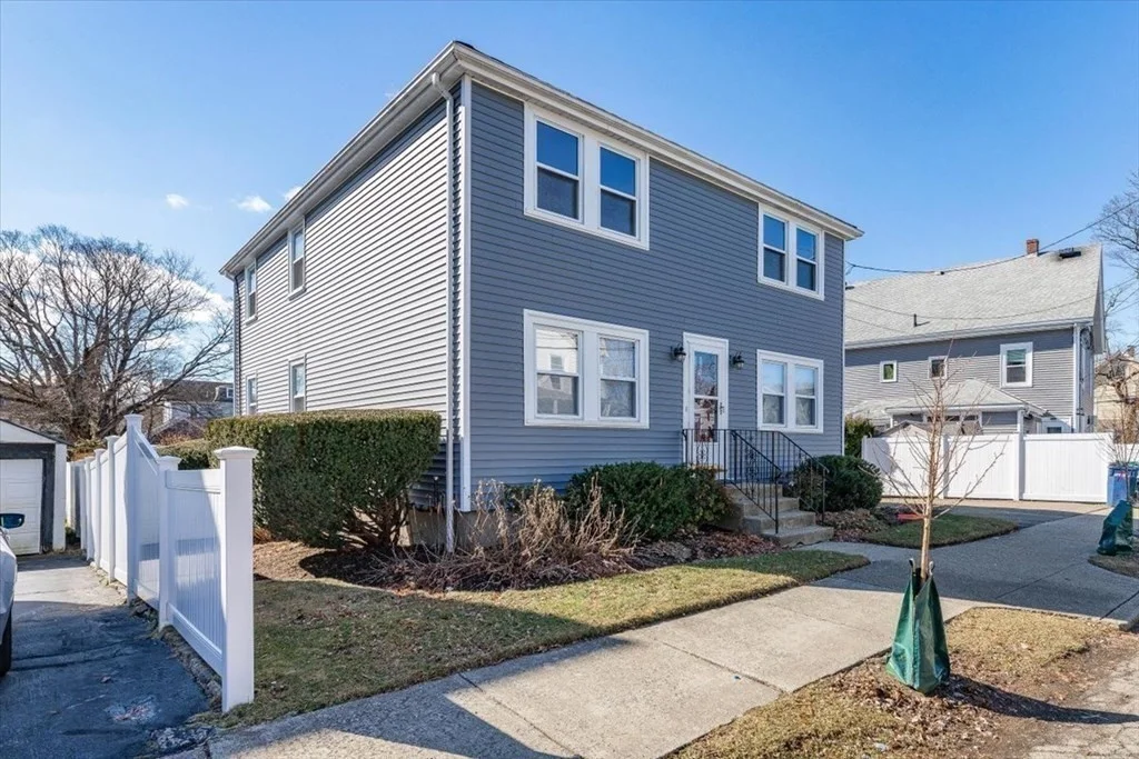 3 bed, 1 bath apartment for rent at 9 Mague St Unit 2, Auburndale