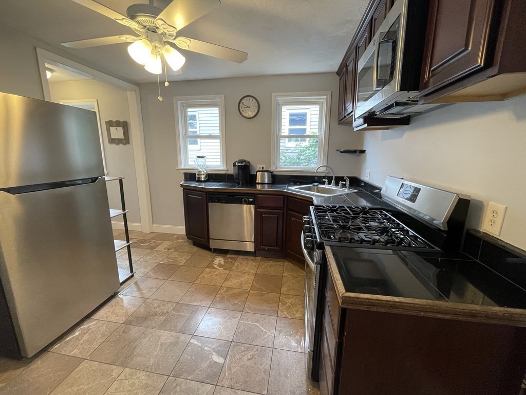 2 bed, 1 bath apartment for rent at 9 Maine Ave Unit 3, East Somerville — photo 2 of 16