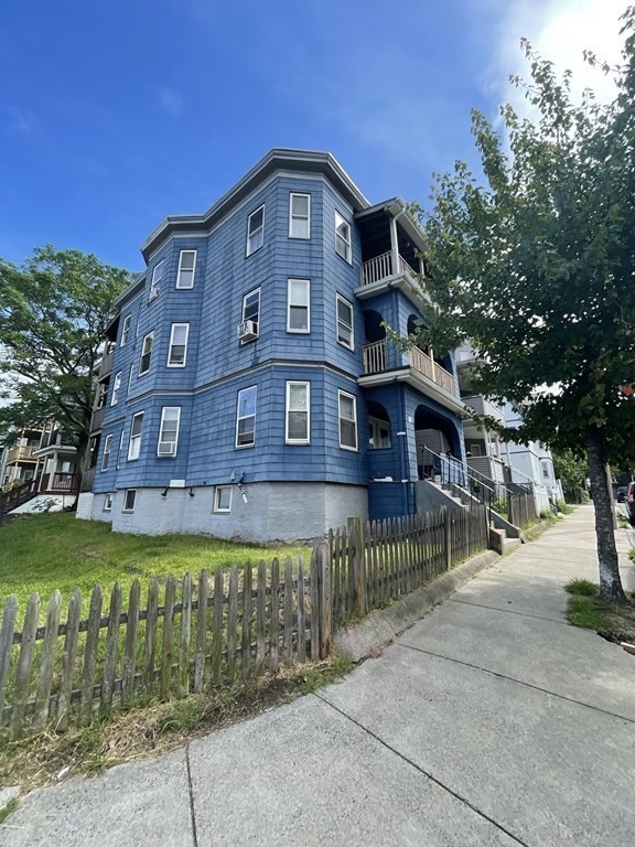 2 bed, 1 bath apartment for rent at 9 Maine Ave Unit 3, East Somerville — photo 15 of 16