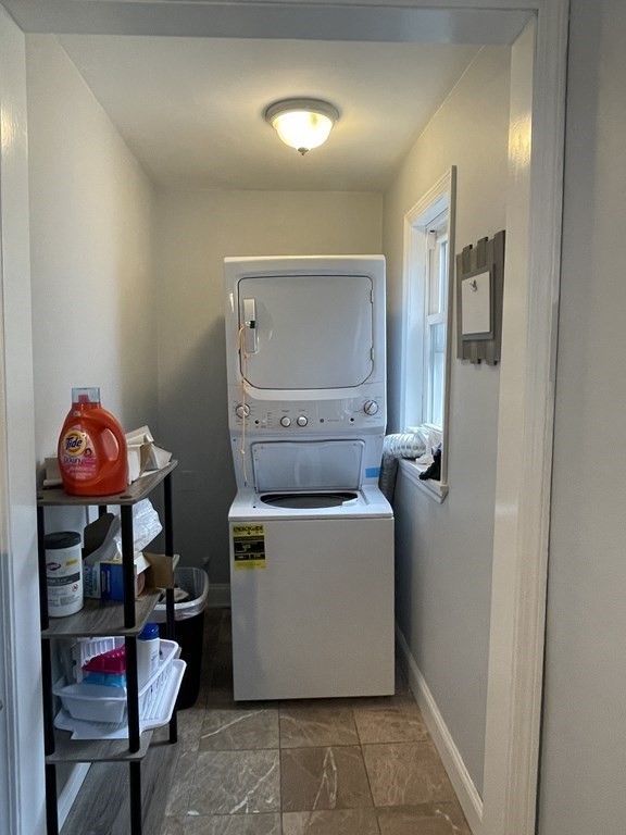 2 bed, 1 bath apartment for rent at 9 Maine Ave Unit 3, East Somerville — photo 3 of 16