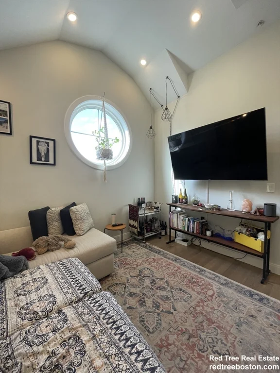 2 bed, 1 bath apartment for rent at 9 Mansfield St Unit 4, Allston — photo 7 of 13