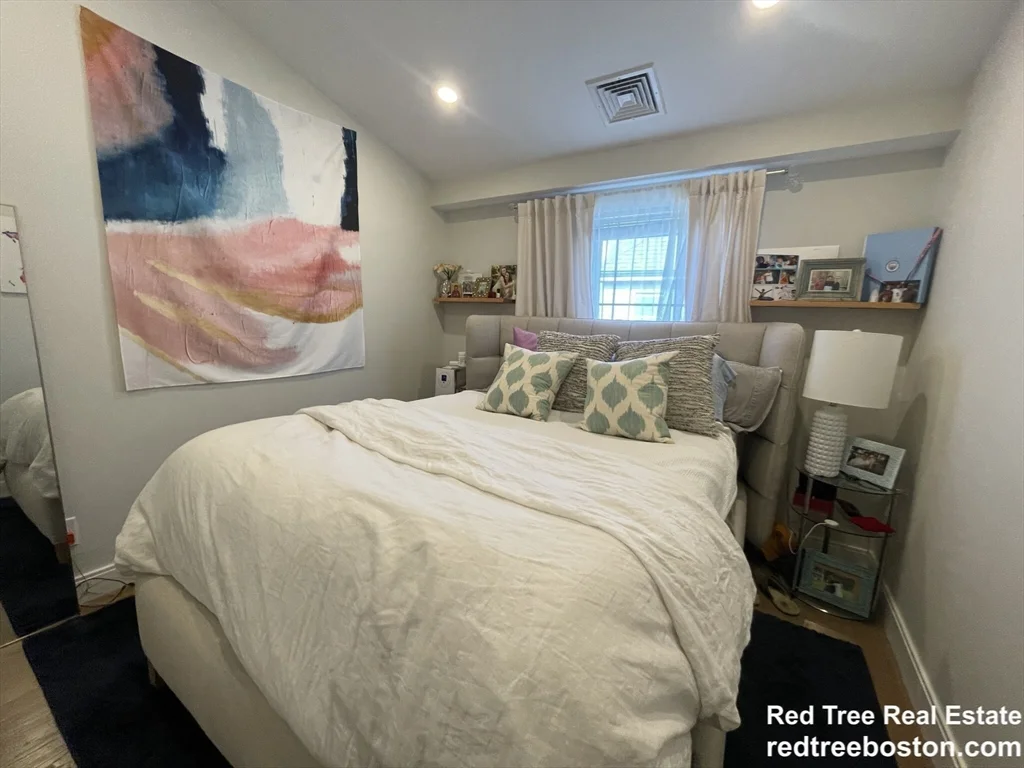2 bed, 1 bath apartment for rent at 9 Mansfield St Unit 4, Allston — photo 8 of 13