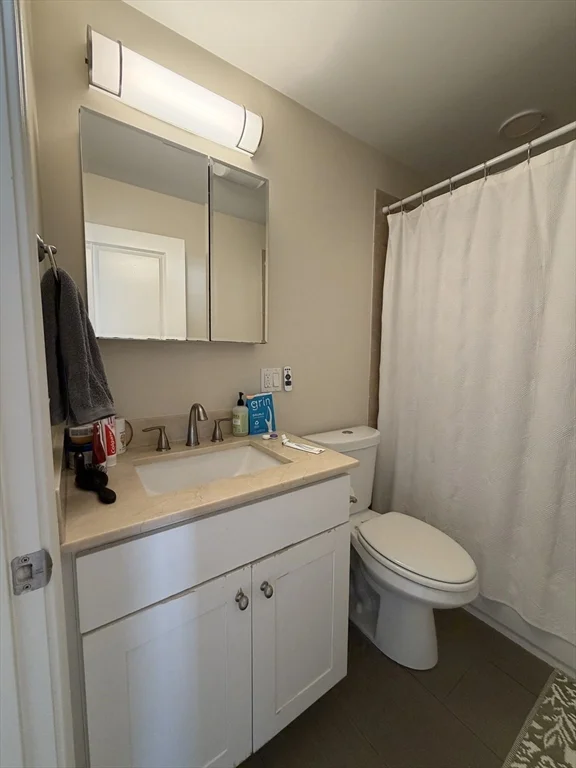 2 bed, 1 bath apartment for rent at 9 Marney St Unit 3, Wellington-Harrington — photo 13 of 13