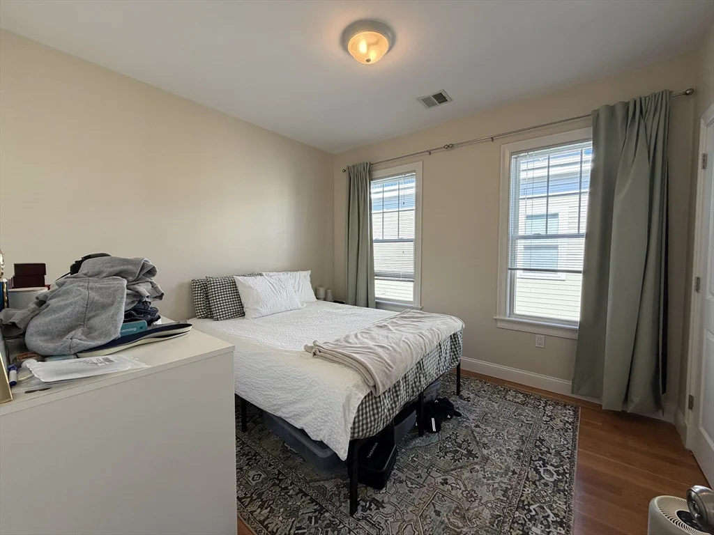 2 bed, 1 bath apartment for rent at 9 Marney St Unit 3, Wellington-Harrington — photo 11 of 13