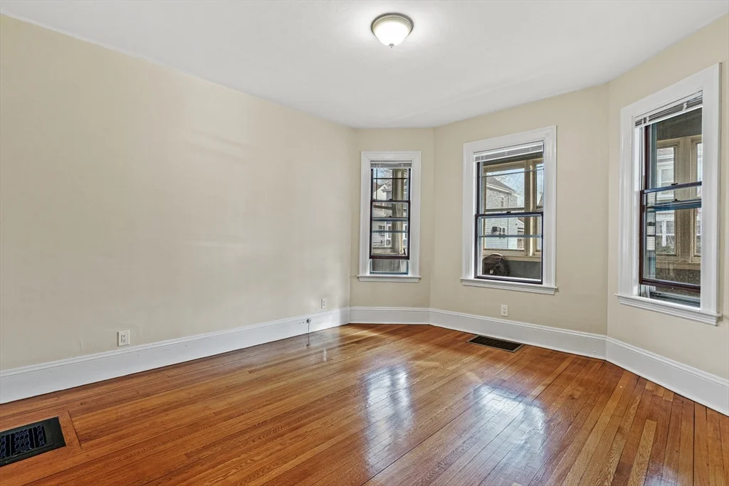 2 bed, 1 bath apartment for rent at 9 Marshall St Unit 1, Medford — photo 2 of 19