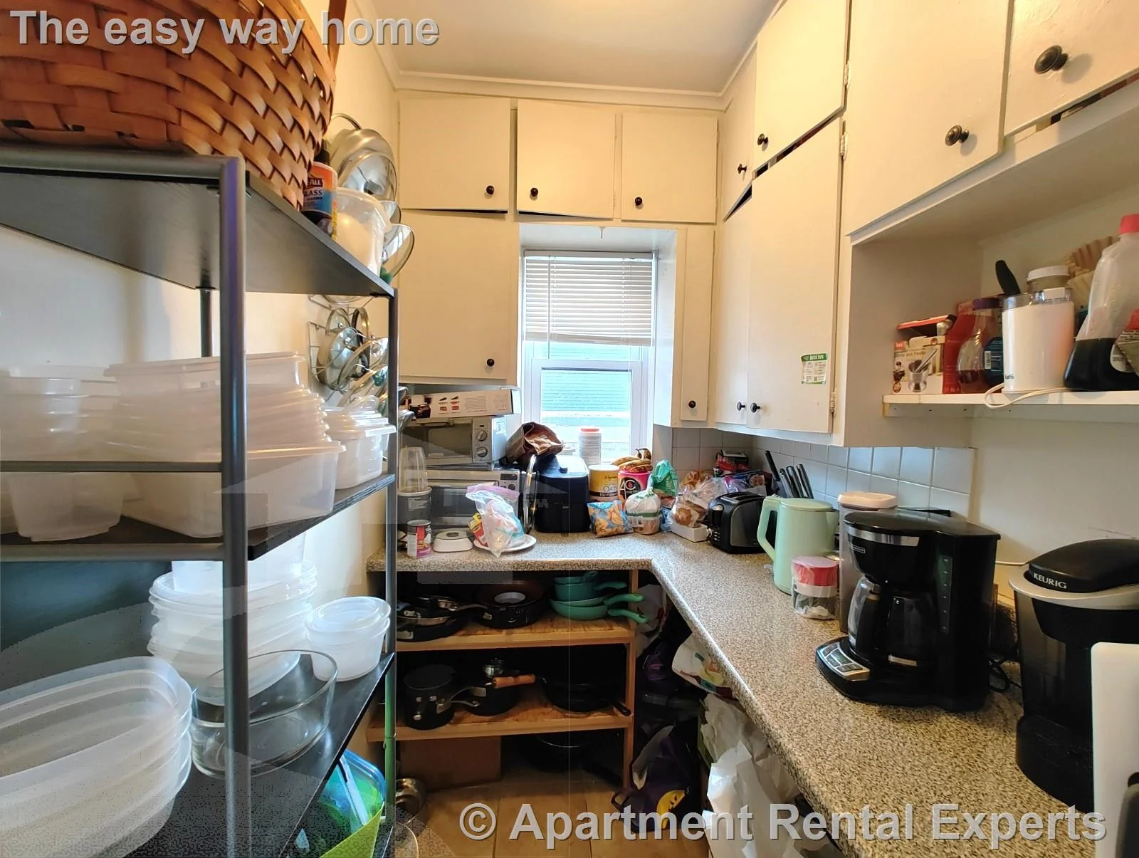 5 bed, 2 bath apartment for rent at 9 Medford St Unit 1, Tufts — photo 4 of 9