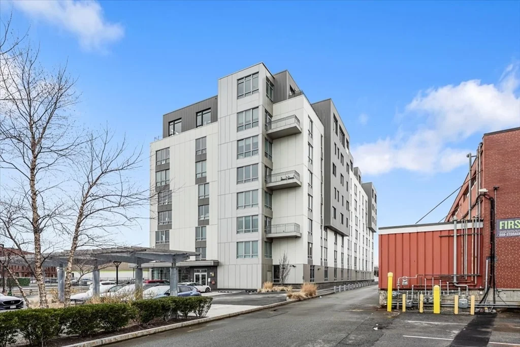 2 bed, 2 bath apartment for rent at 9 Medford St Unit 201, Somerville — photo 34 of 34