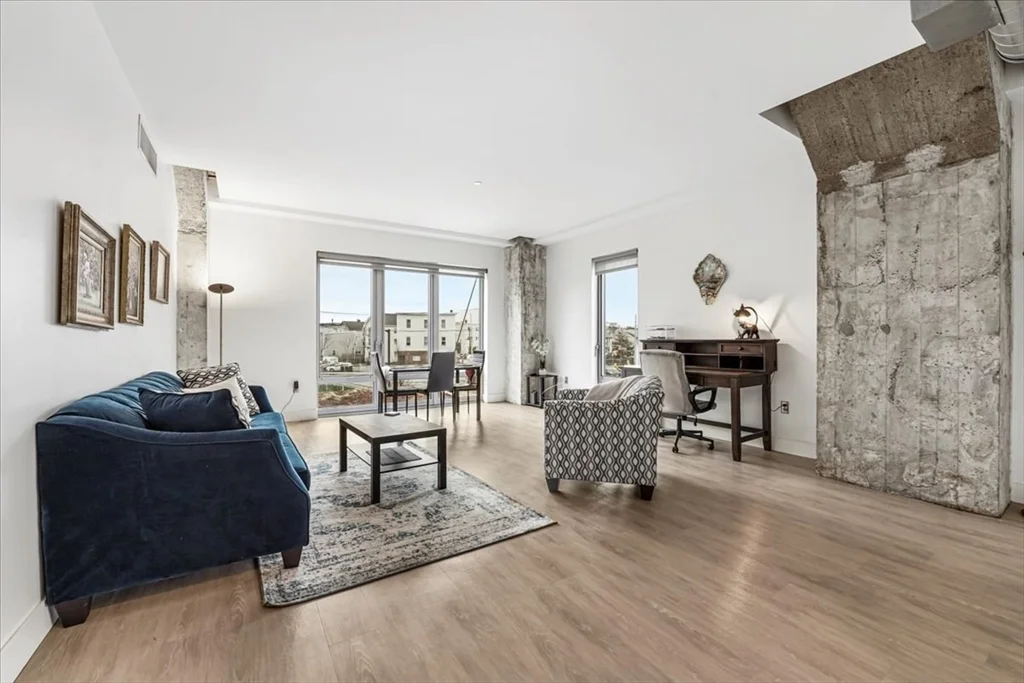 2 bed, 2 bath apartment for rent at 9 Medford St Unit 201, Somerville — photo 3 of 34
