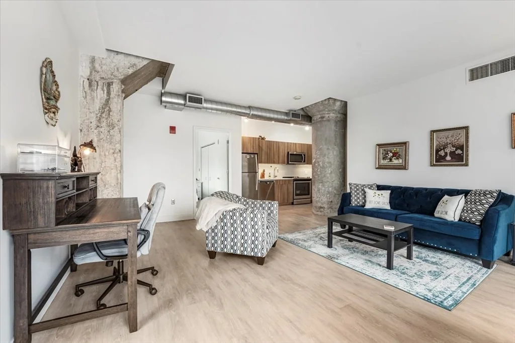 2 bed, 2 bath apartment for rent at 9 Medford St Unit 201, Somerville — photo 4 of 34
