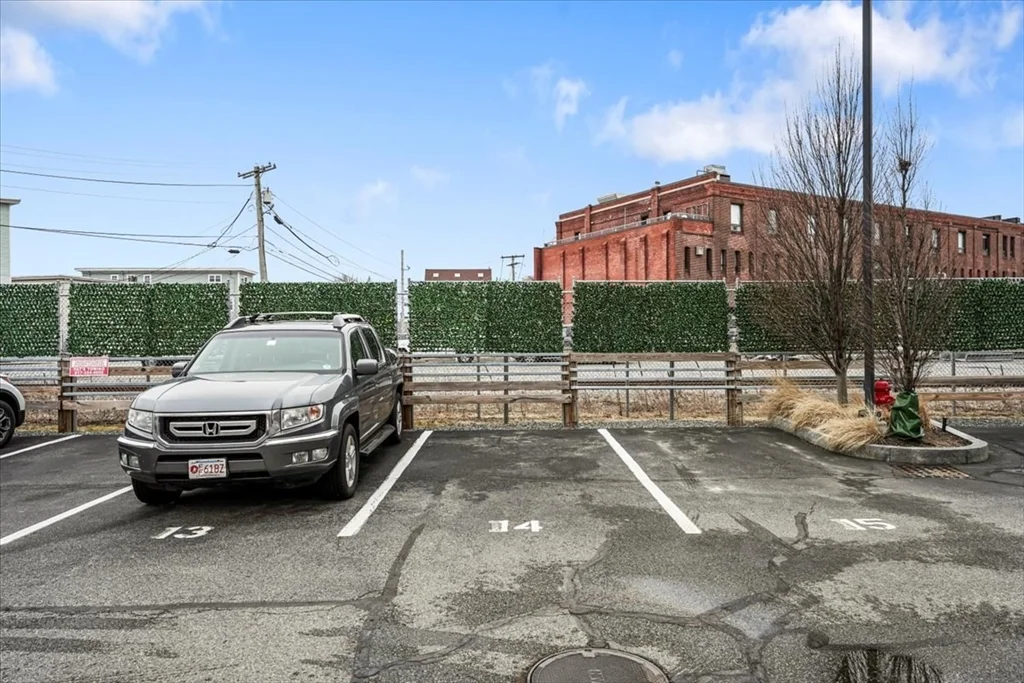 2 bed, 2 bath apartment for rent at 9 Medford St Unit 201, Somerville — photo 33 of 34
