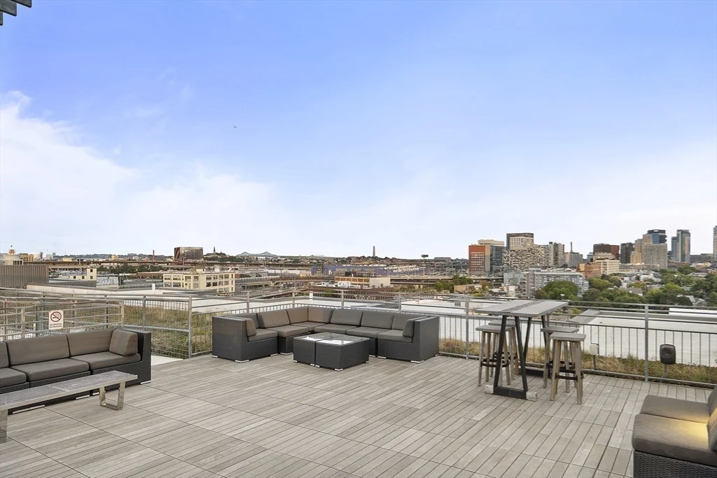 1 bed, 1 bath apartment for rent at 9 Medford St Unit 210, Inner Belt — photo 14 of 18