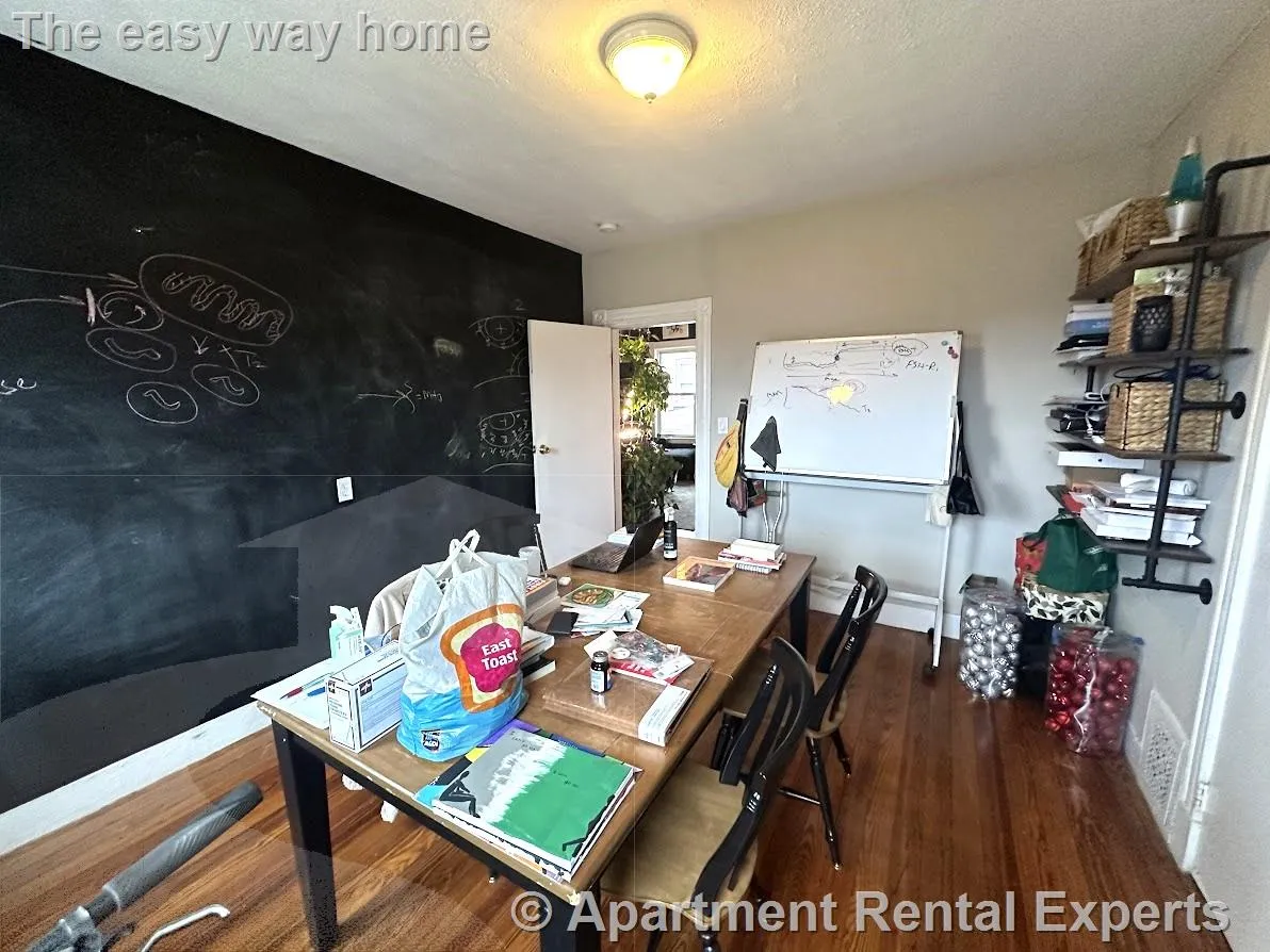 4 bed, 2 bath apartment for rent at 9 Medford St Unit 3, Tufts — photo 14 of 14