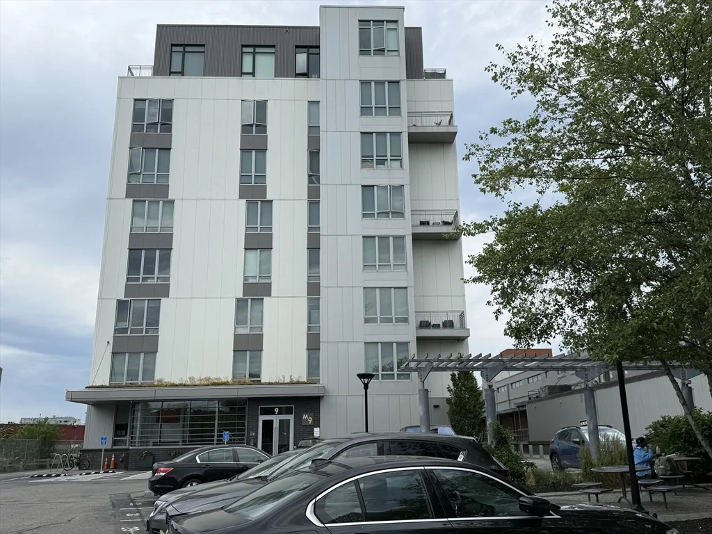 1 bed, 1 bath apartment for rent at 9 Medford Unit 513, Somerville — photo 36 of 38