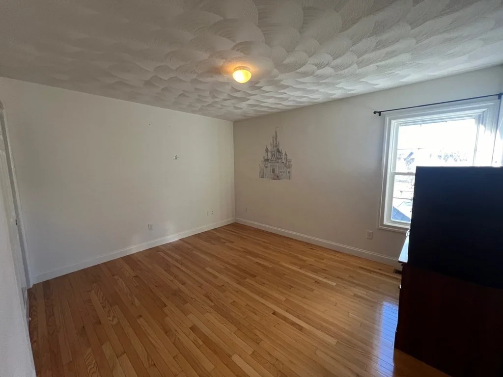 4 bed, 2 bath apartment for rent at 9 Meeting House Cir, Bedford — photo 17 of 25