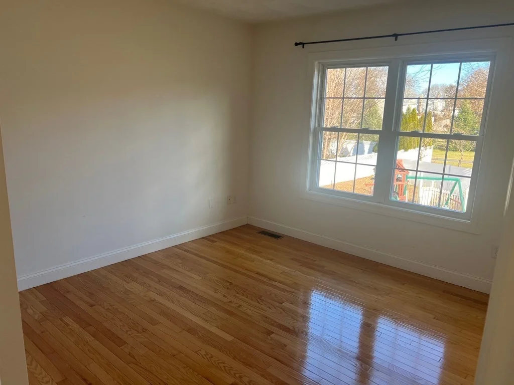 4 bed, 2 bath apartment for rent at 9 Meeting House Cir, Bedford — photo 16 of 25