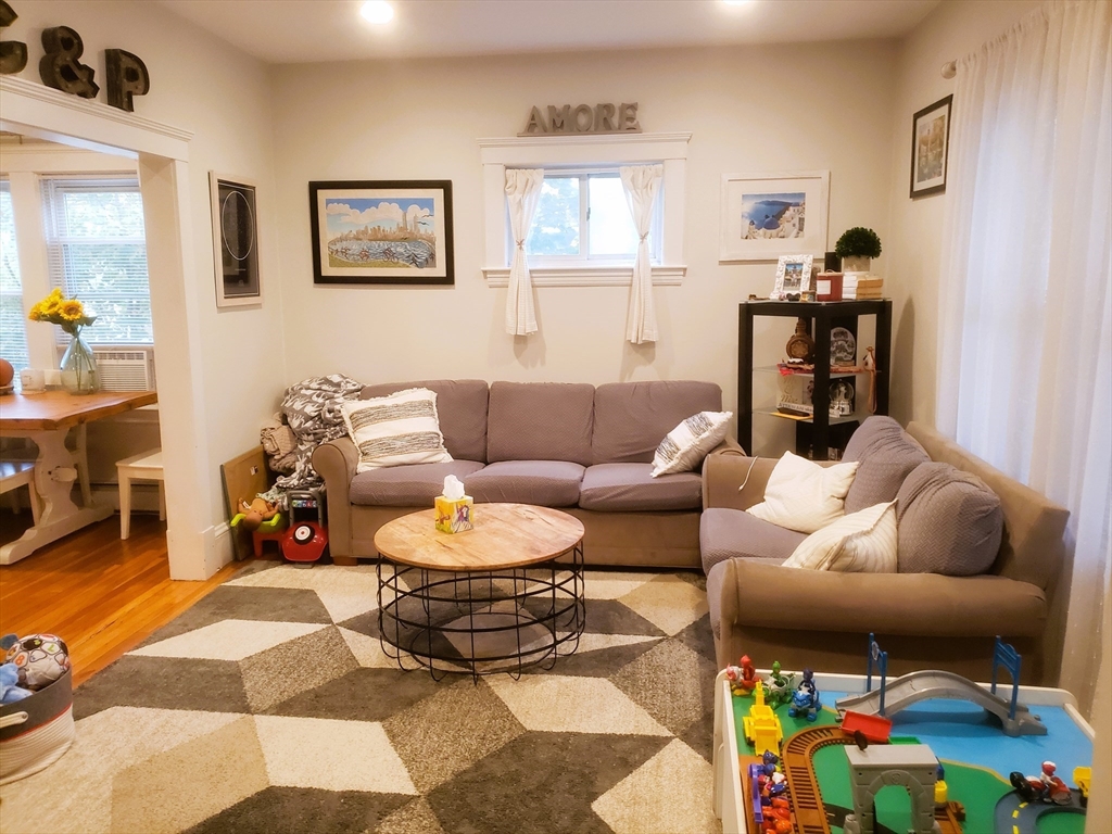 2 bed, 1 bath apartment for rent at 9 Menotomy Rd Unit 1, Arlington — photo 2 of 32