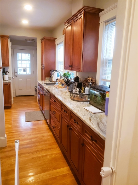 2 bed, 1 bath apartment for rent at 9 Menotomy Rd Unit 1, Arlington — photo 7 of 32