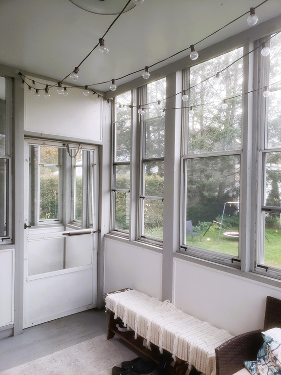 2 bed, 1 bath apartment for rent at 9 Menotomy Rd Unit 1, Arlington — photo 19 of 32