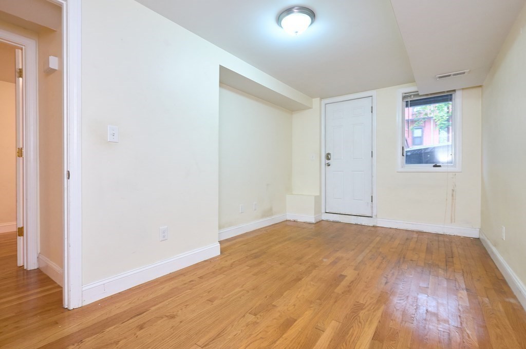 4 bed, 2 bath apartment for rent at 9 Mission St Unit 1, Mission Hill — photo 15 of 24