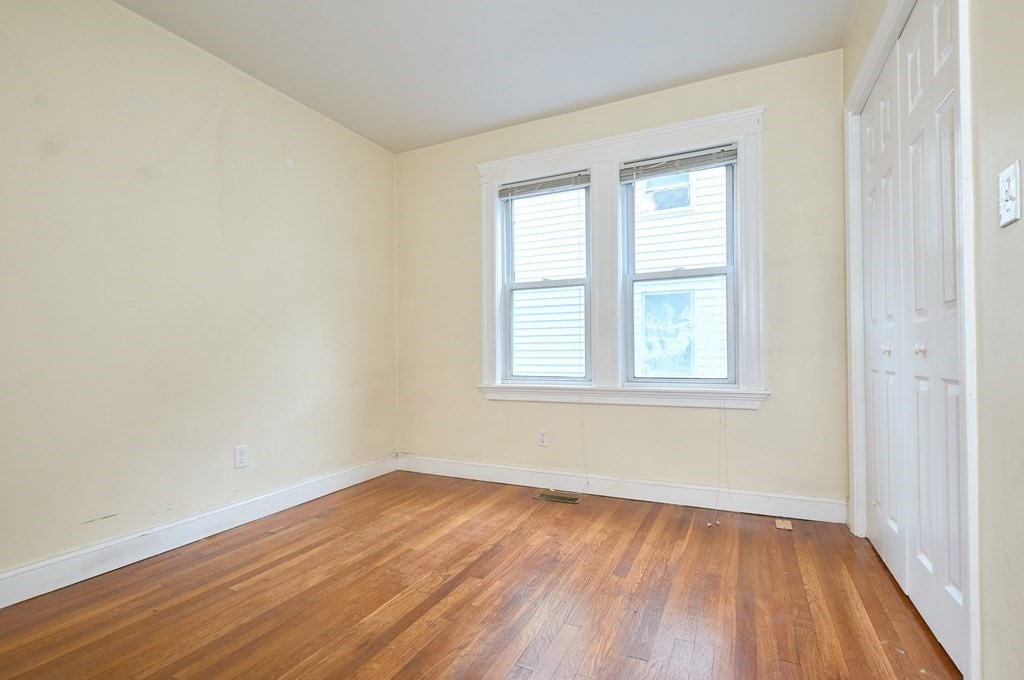 4 bed, 2 bath apartment for rent at 9 Mission St Unit 1, Mission Hill — photo 9 of 24