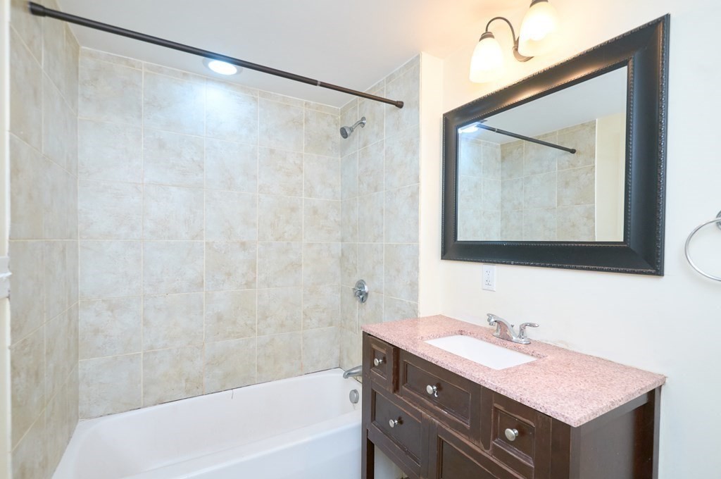 4 bed, 2 bath apartment for rent at 9 Mission St Unit 1, Mission Hill — photo 14 of 24